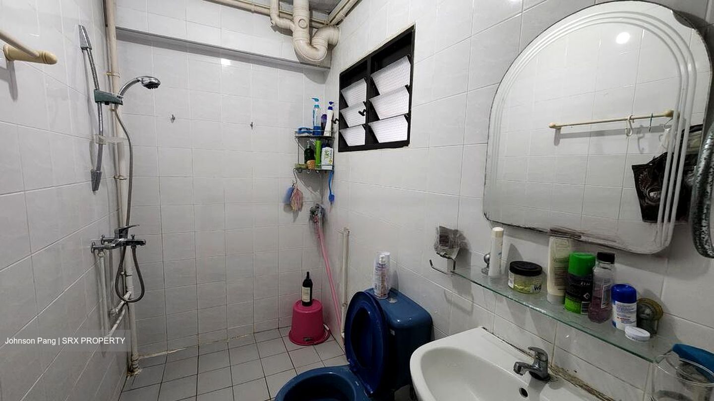 Blk 285C Toh Guan Road (Jurong East), HDB Executive #463169491